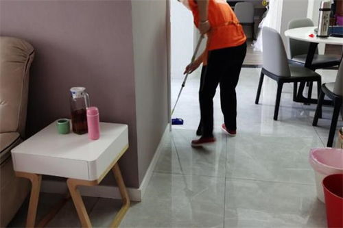 家政服務(wù)加盟費(fèi)多少錢(qián)